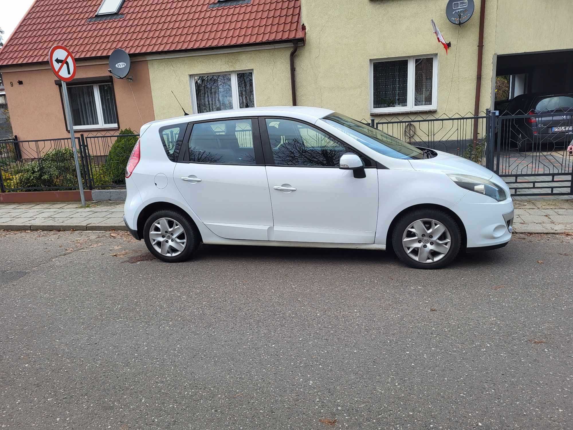 Renault Scenic 2011