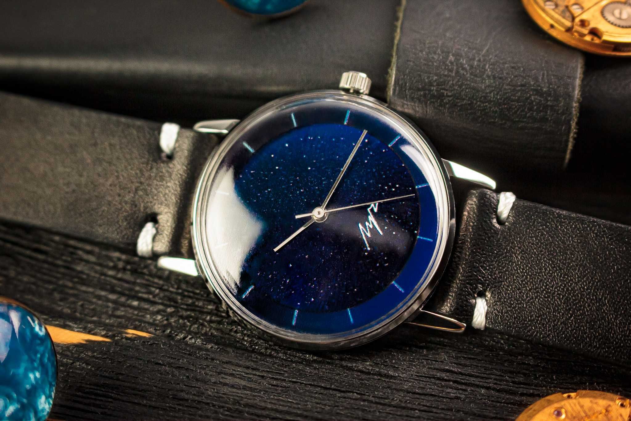 Эксклюзивные механические наручные часы Луч в лунном дизайне