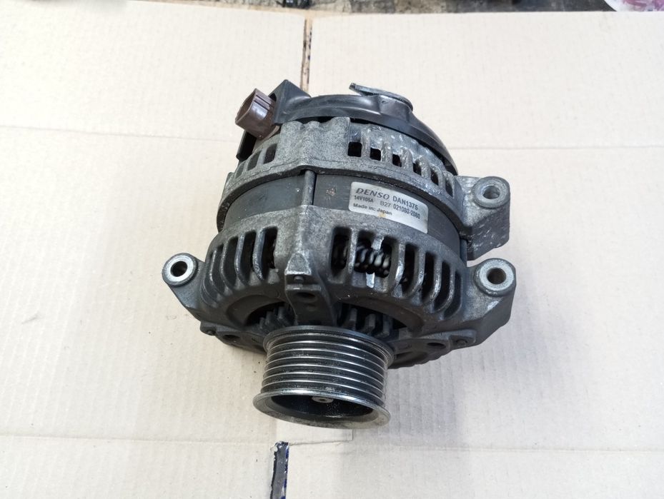 Генератор 2.0 2.4 Honda Civic Accord Cr-V Denso