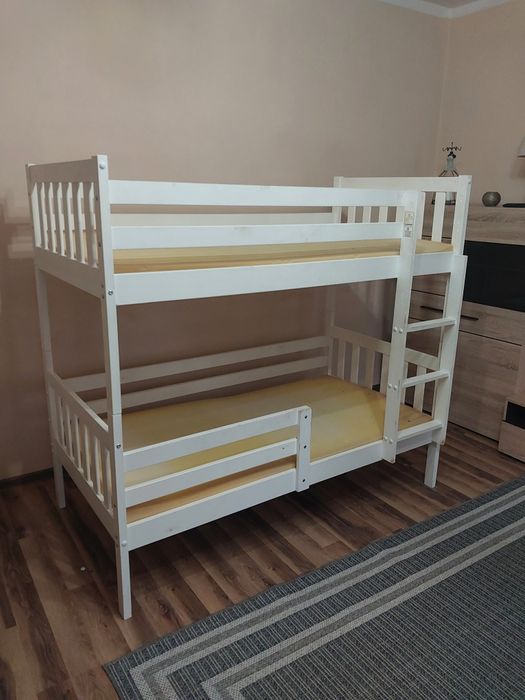 Sprzedam łóżko piętrowe