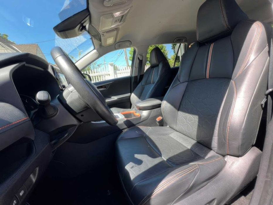 Toyota RAV4 Adventure      2022