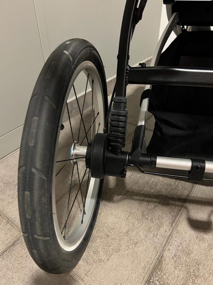 Wózek biegowy THULE Glide 2 Sport Jet Black + Moskitiera
