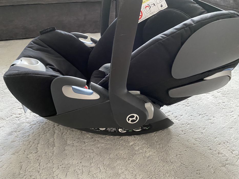 Fotelik cybex plus baza