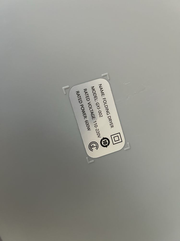 Przenosna skladalna suszarka elektryczna