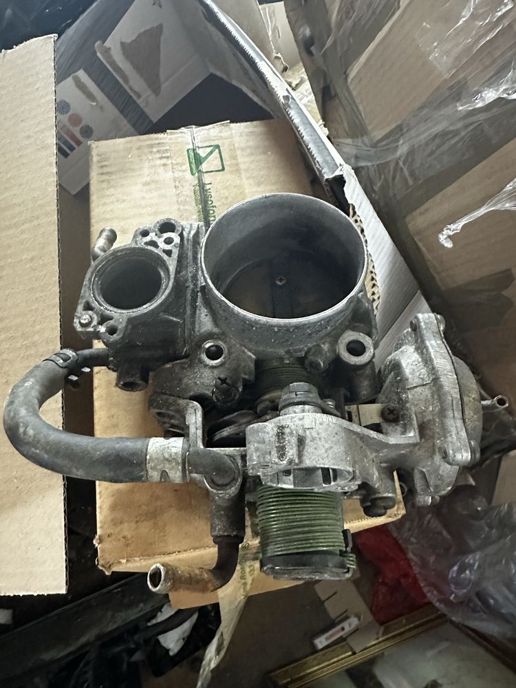 Дросельна заслінка Mitsubishi Galant 2.5 V6 24V 1996-2003 рік