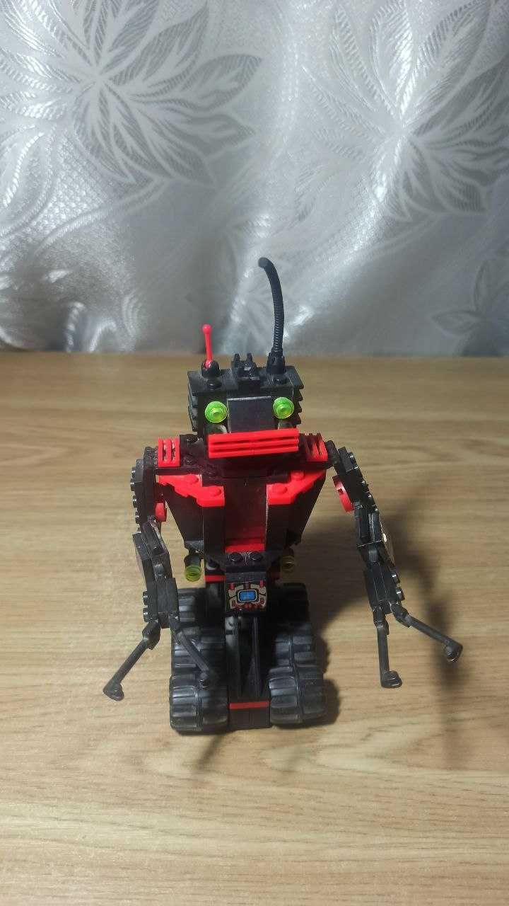 Конструктор Brick робот