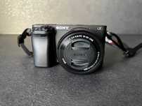 Aparat Sony A6400 - jak nowy, bezlusterkowiec z matrycą APS-C