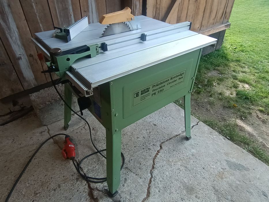 Mocna 4,2 kW Piła formatowa krajzega 400 volt stołowa cerkularka