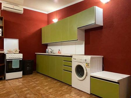 Общежитие Центр Киева Без посредников М. Олимпийская 1500 грн. в месяц