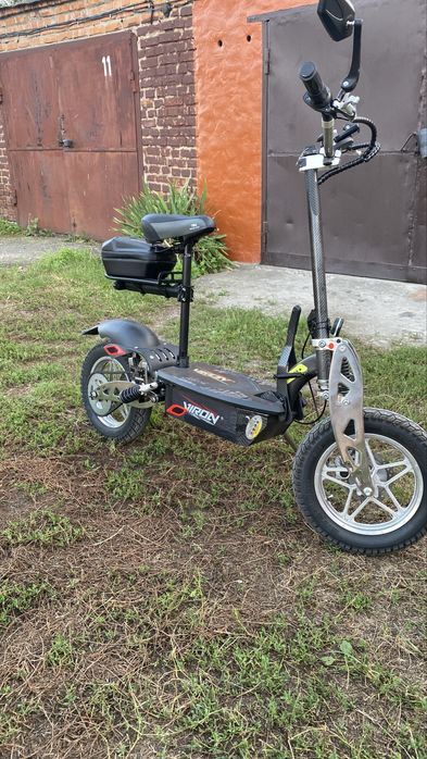 Електричний самокат Vеron