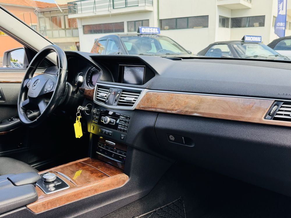 MERCEDES E200CDI ELEGANCE AUTO