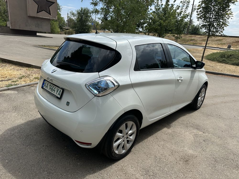 Renault Zoe 2016 рік