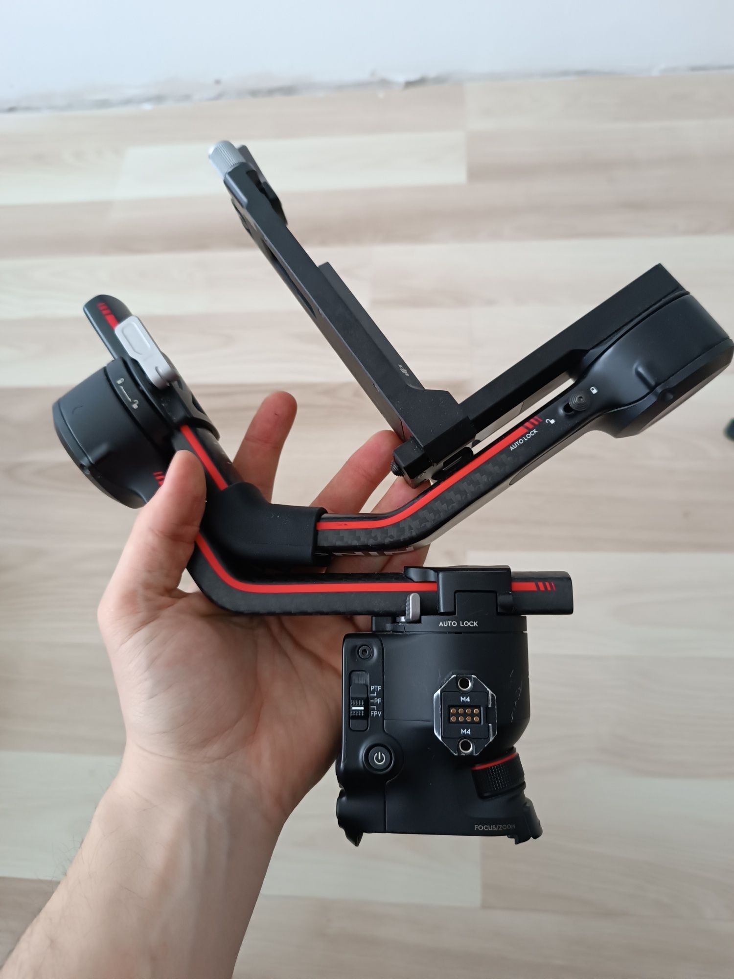 Dji Ronin rs3 pro combo + tilta basic ring v mount + power plate