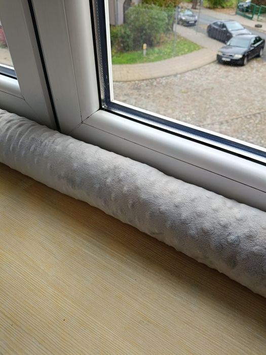 2 x wałek na okna drzwi balkonowe na przeciągi uszczelniacz szary