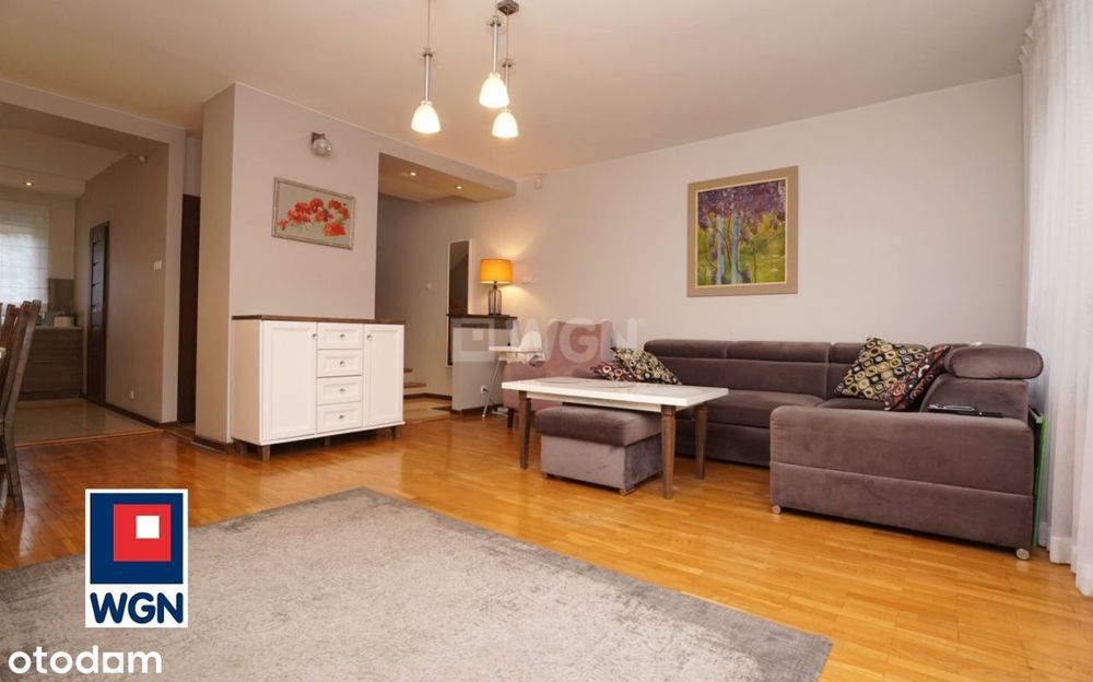 Funkcjonalny i praktyczny dom w zabudowie szeregow