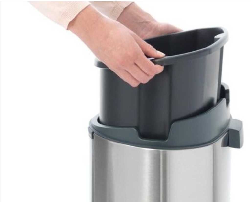 Kosz na śmieci Brabantia 40l na dotyk TouchBin