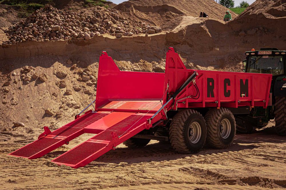 RCM CT 1 /RCM CT MAX przyczepa skorupowa z najazdami na miniładowarkę