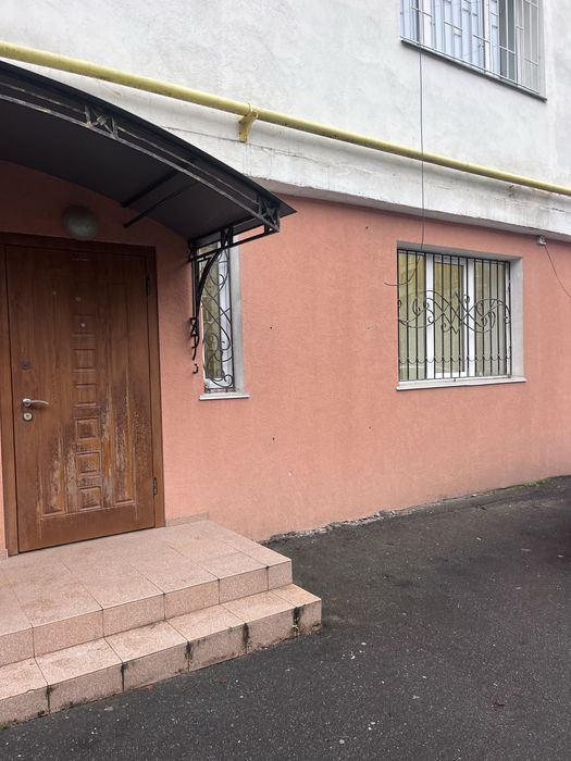 Оренда приміщення. Кабінетна система.