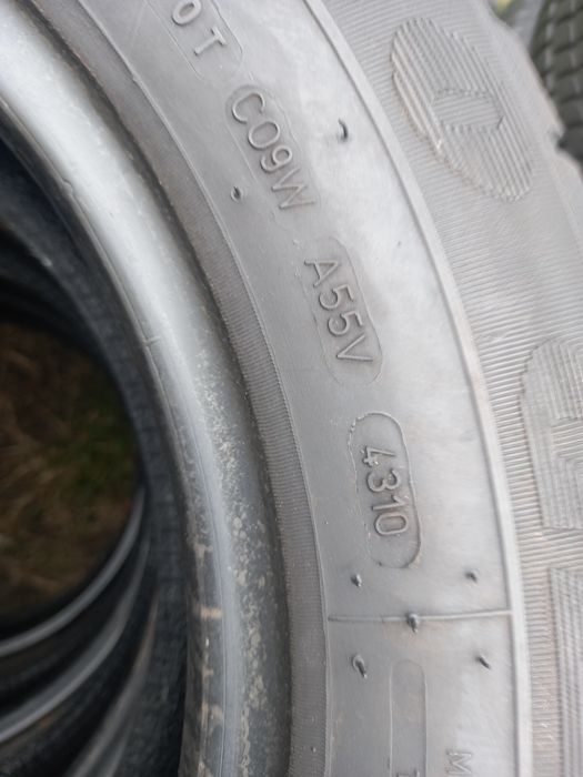 Opony używane 195/70/15c goodyear 4x10 mm