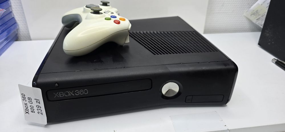 Xbox 360 S 500Gb z padem