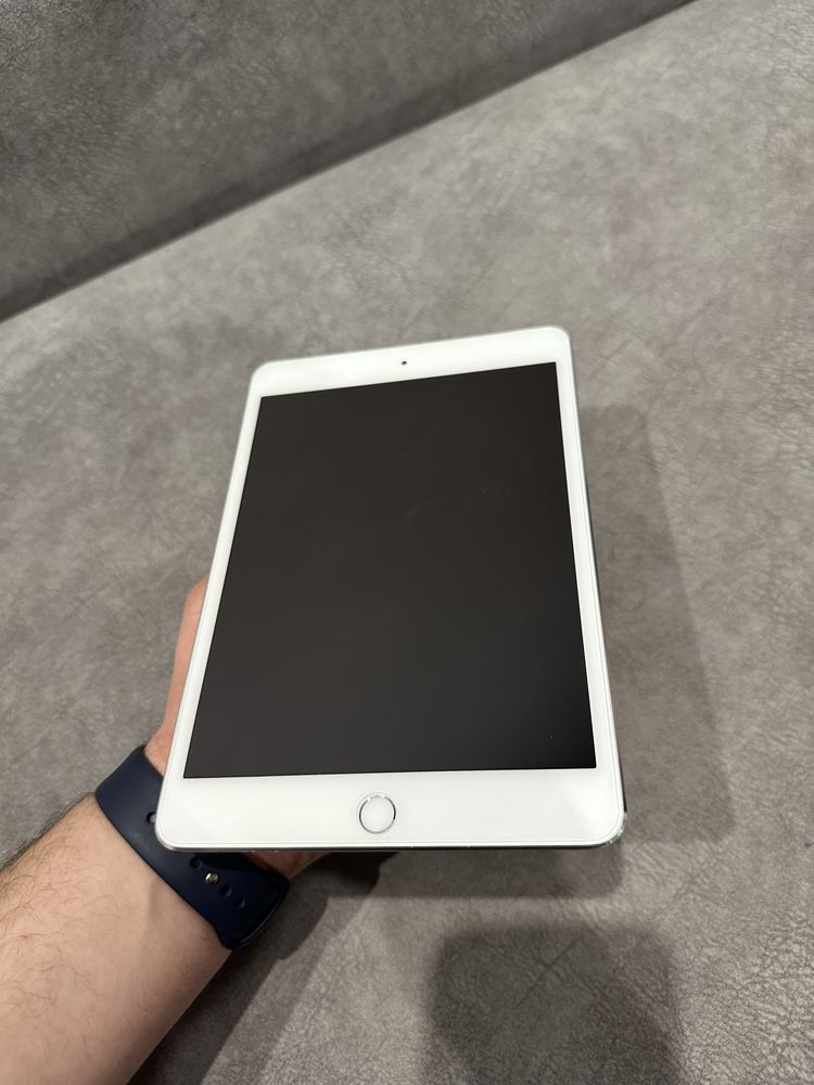 iPad mini 4 16gb Wi-Fi, LTE(4g) Silver (130)