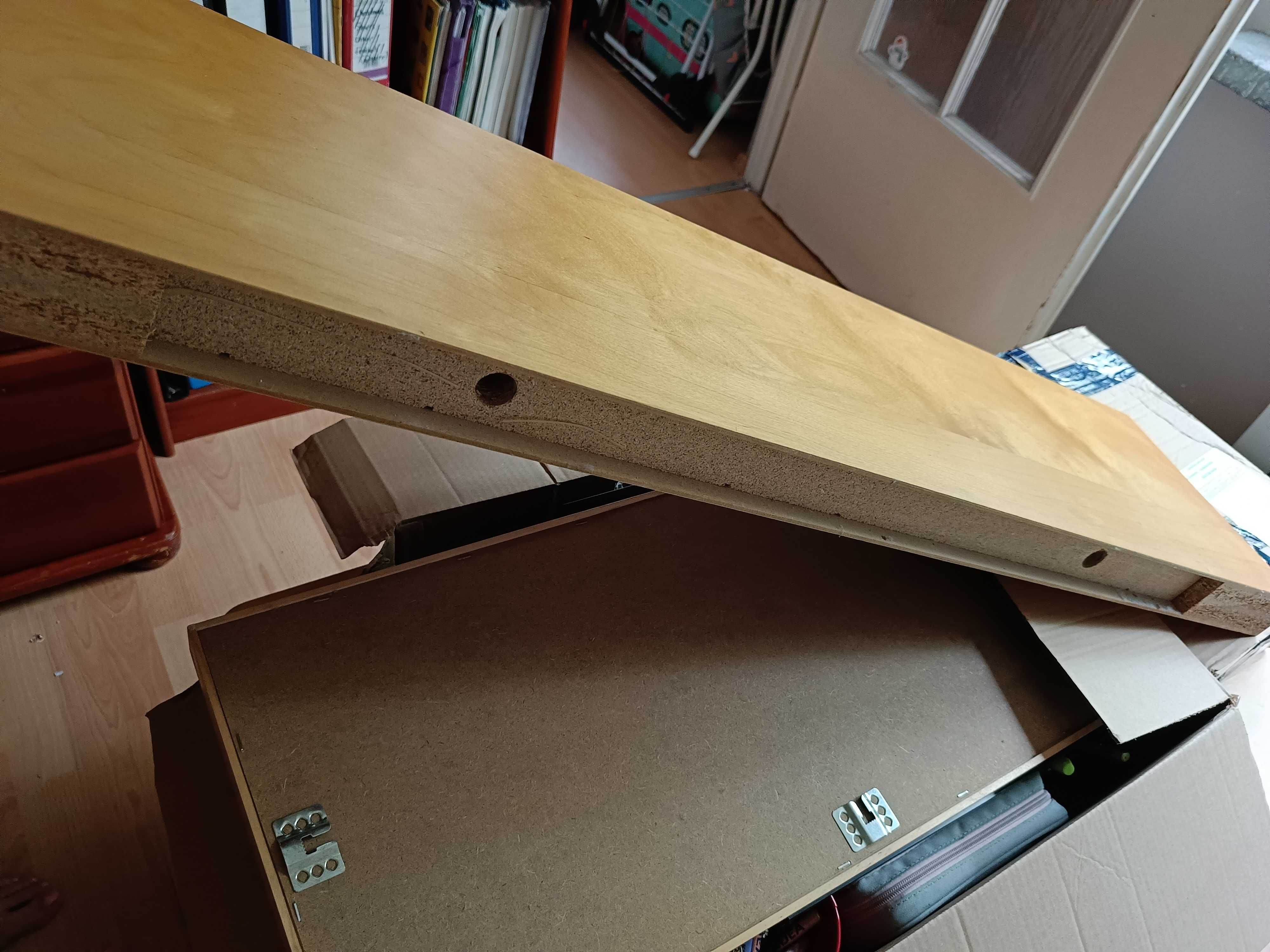 Ikea półka ścienna Lack bejcowana na biało