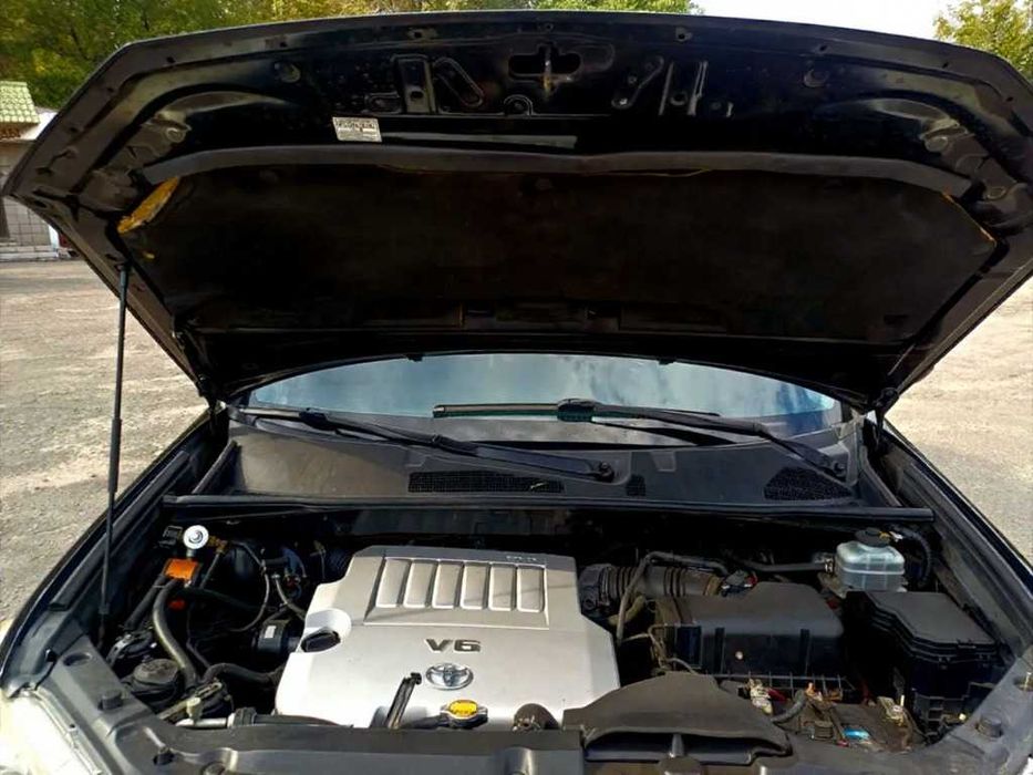 Toyota Highlander 3.5 V6 4WD • 7 мест • Япония • ГБО • 2011