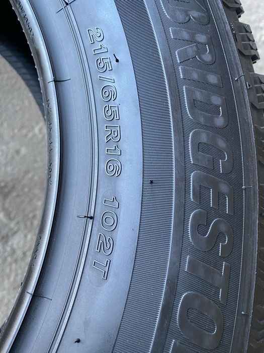 Шини нові 215/65/16 - 4шт Bridgestone Blizzak Spike 3 зима