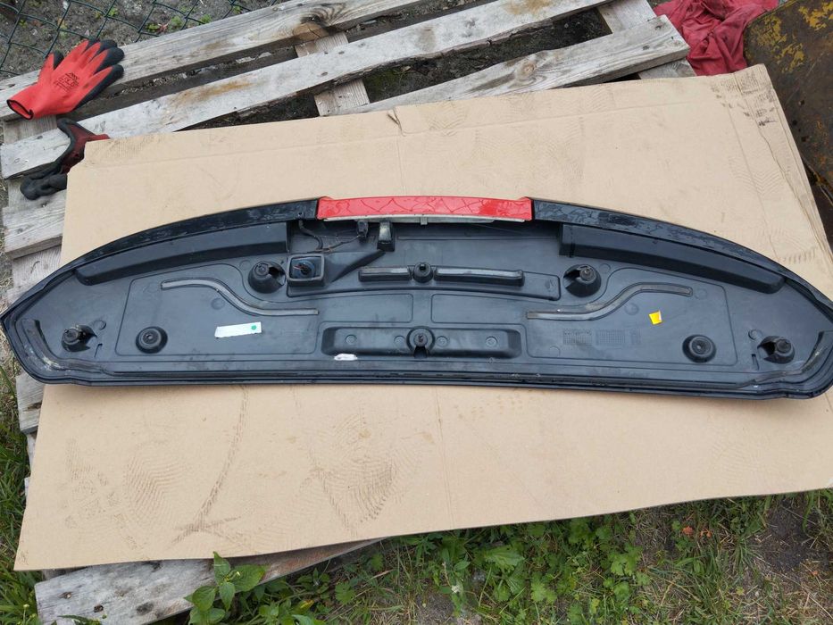 Spojler klapy tył kombi  opel insignia A