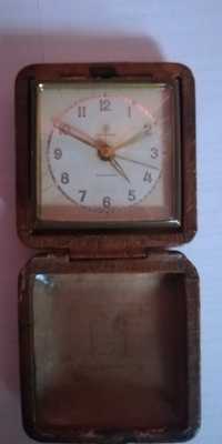 Zegarek stojący,składany, kolekcjonerski firmy JUNGHANS w etui