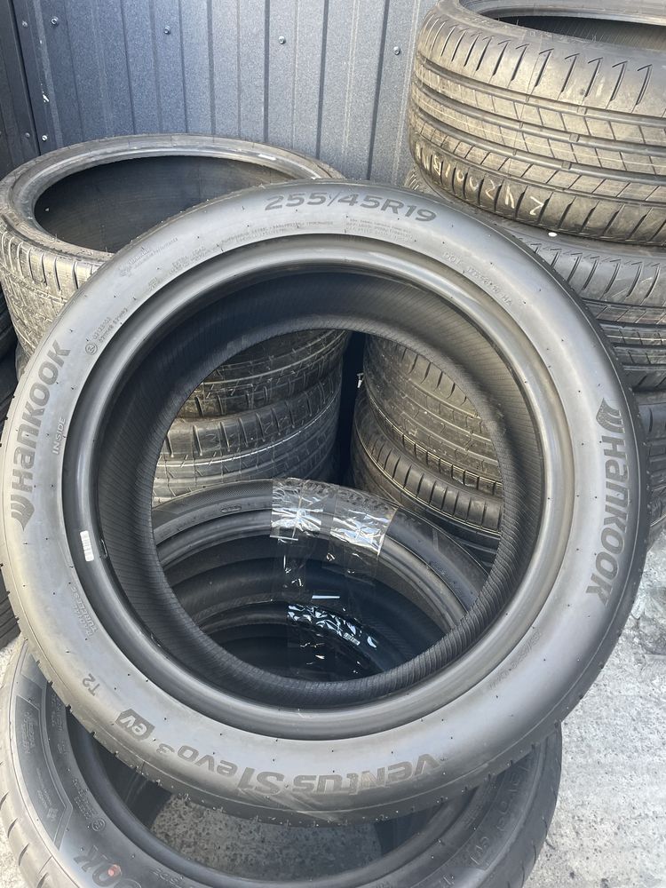 Шины летние 255/45/19 Hankook Ventus S1 evo 3 EV