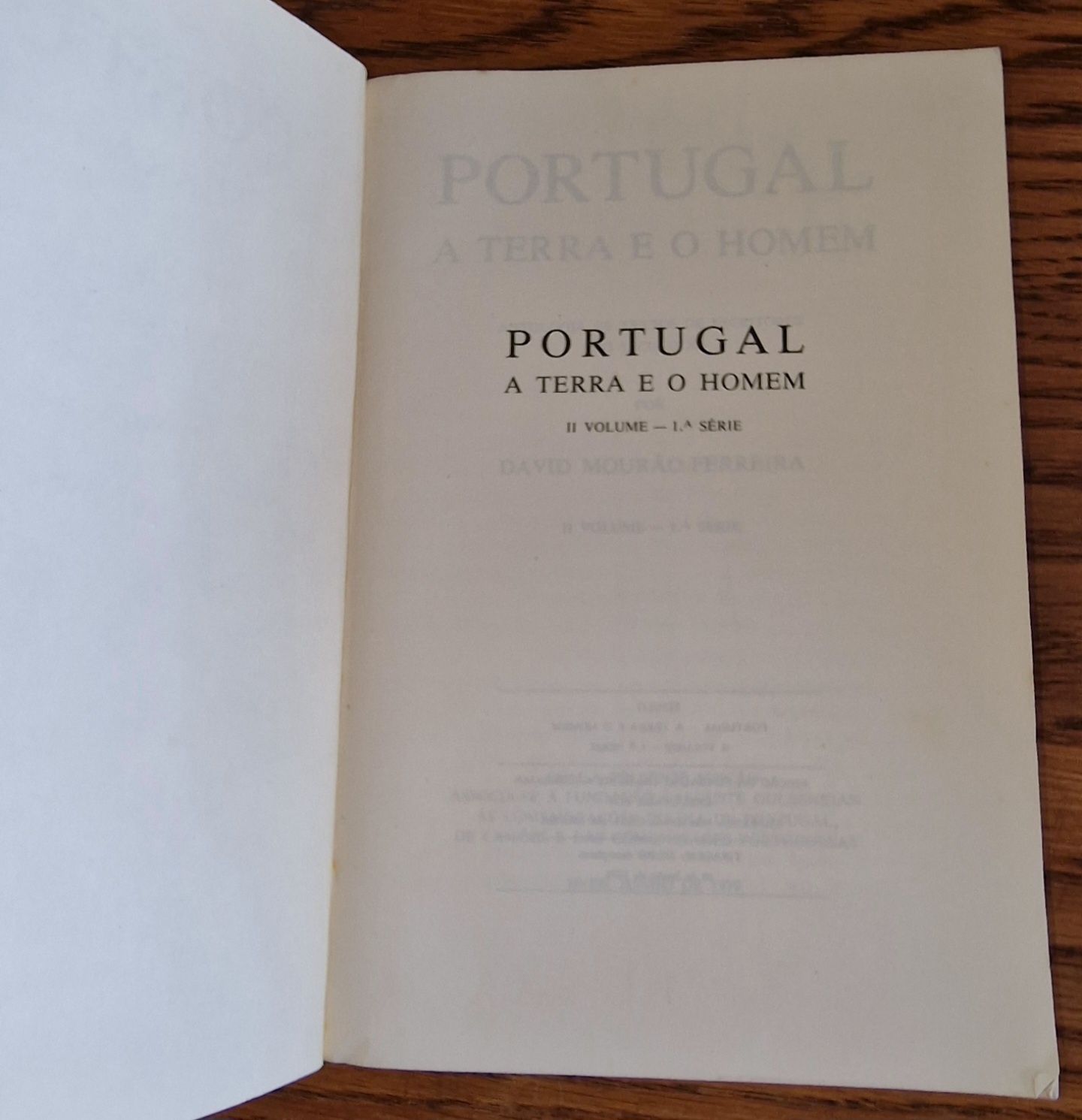 Portugal a Terra e o Homem de David Mourão-Ferreira 1979