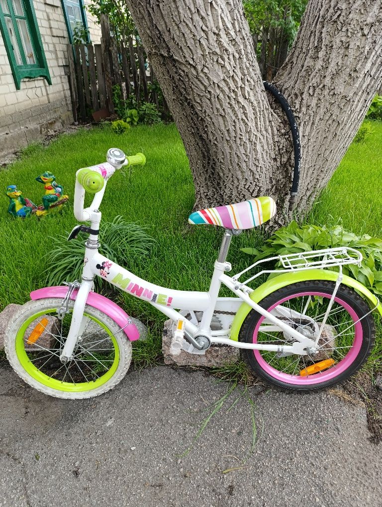 Велосипед для дівчини від 5-8 років