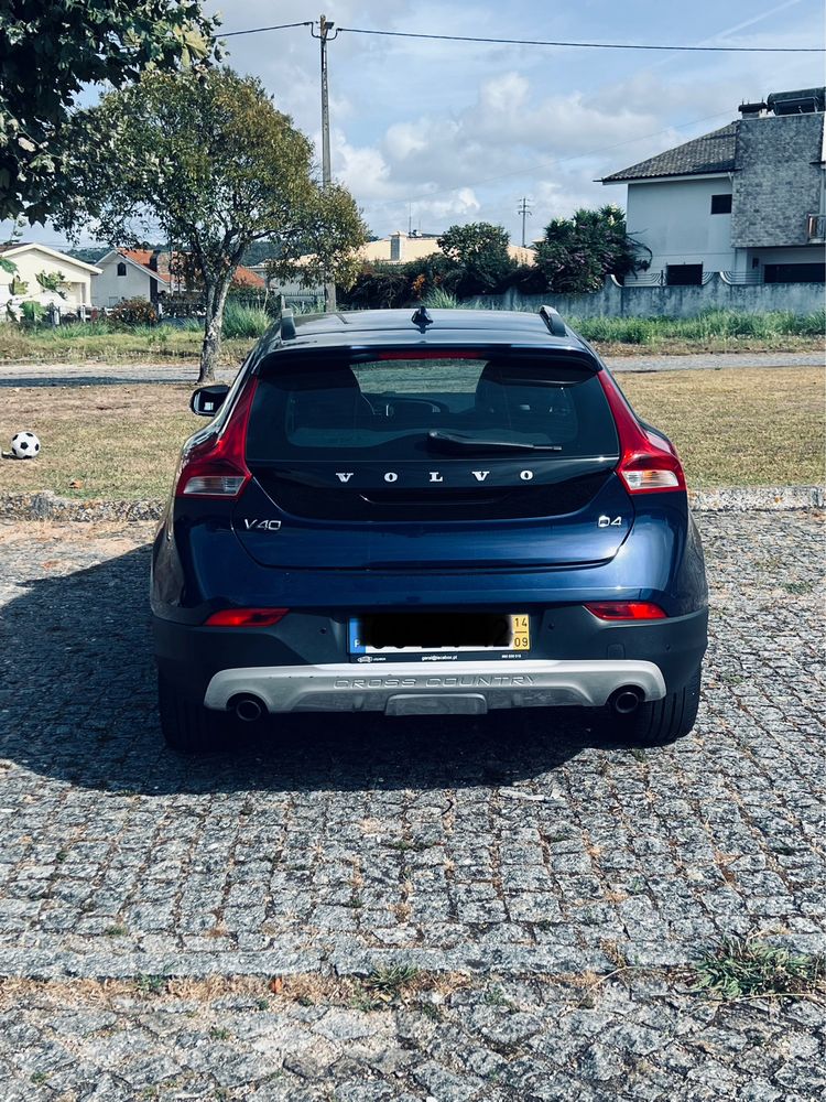 Volvo V40 D4 Cross Country (OCEAN RACE)