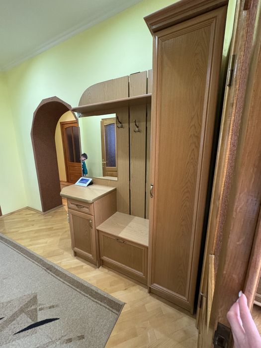 Продам прихожу / передпокій