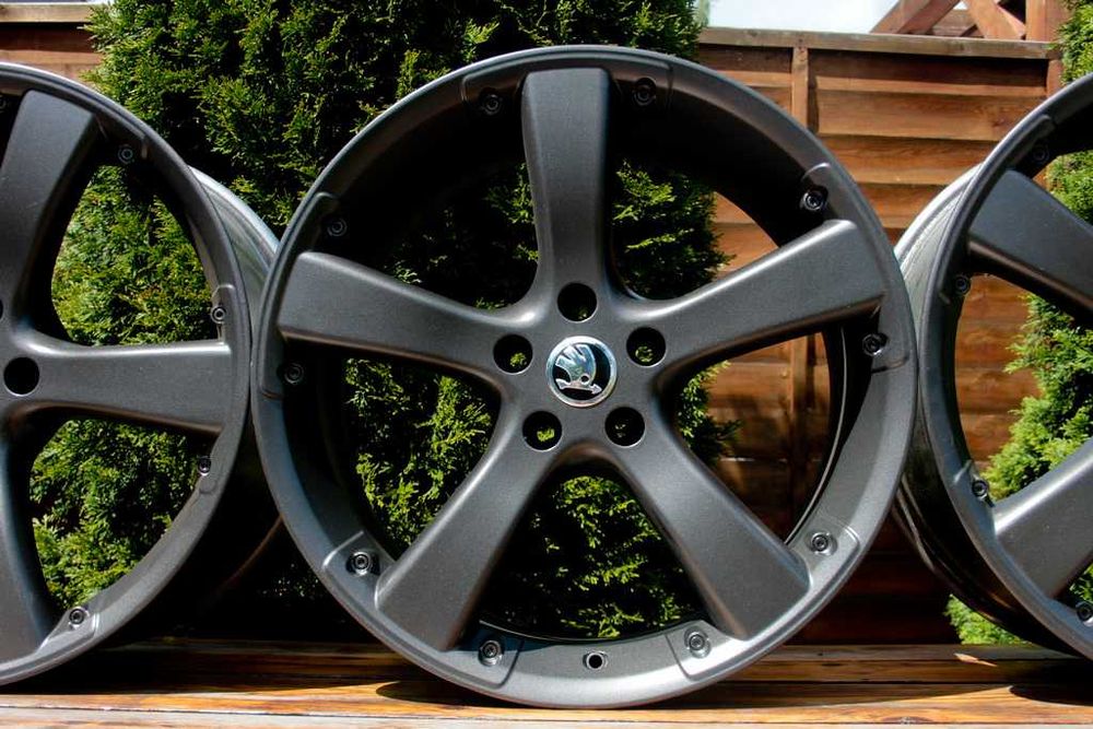 5x112 19 cali Skoda Octavia Superb Grafit JAK NOWE