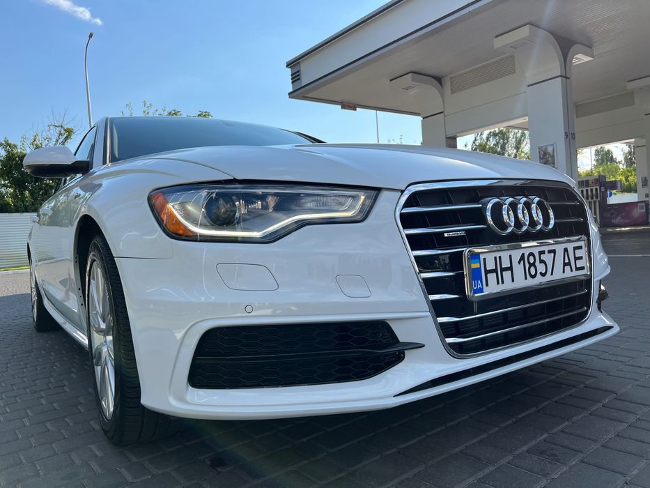 Продам свой автомобиль Audi A6 2015