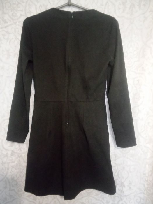 Чорна сукня Zara