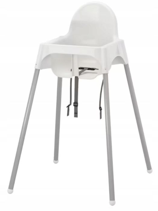 Krzesełko do karmienia Ikea z drewnianym podnóżkiem