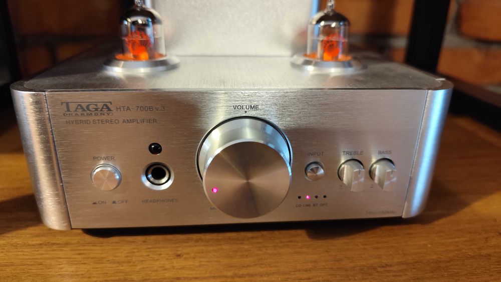 Taga Harmony HTA-700b V.3 (PSVANE) wzmacniacz hybrydowy, świetny stan