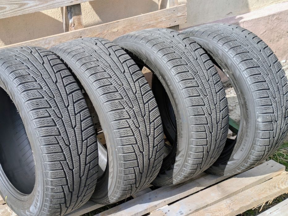 Nokian Nordman RS2 94R XL 8мм зимние комплект зима 
205/55 R1