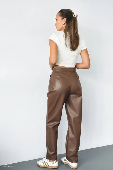 Шкіряни штани. Брюки. Коричневі