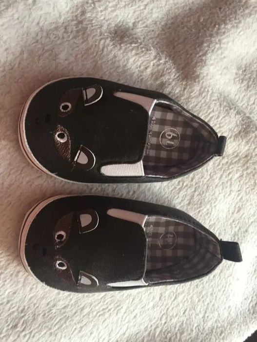 Обувка на хлопчика до року