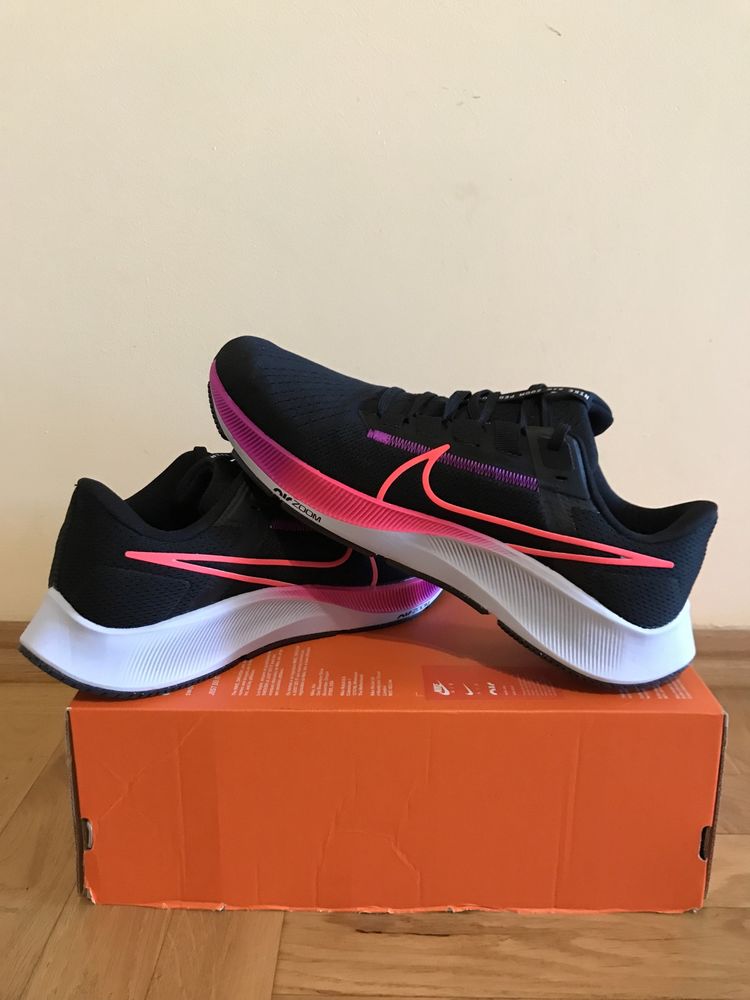 Sprzedam Nowe Buty Nike Air Zoom Pegasus 38 r. 42 oryginalne