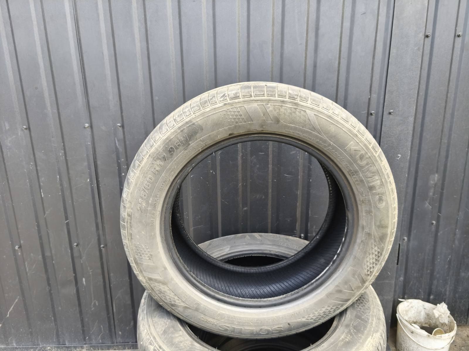 Продам  резину Літня 215/60/R17/Komno