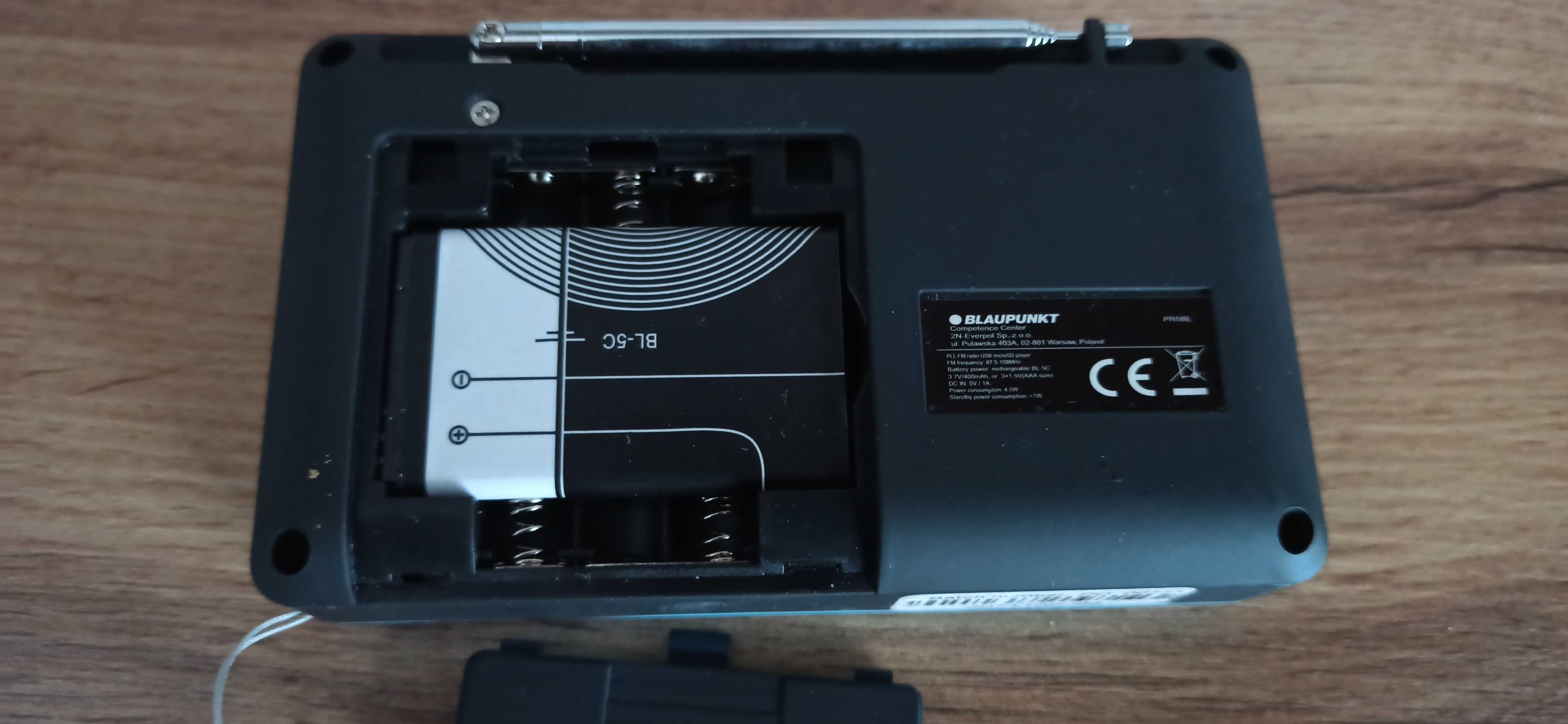 Портативний радіоприймач Blaupunkt  PR5BL.