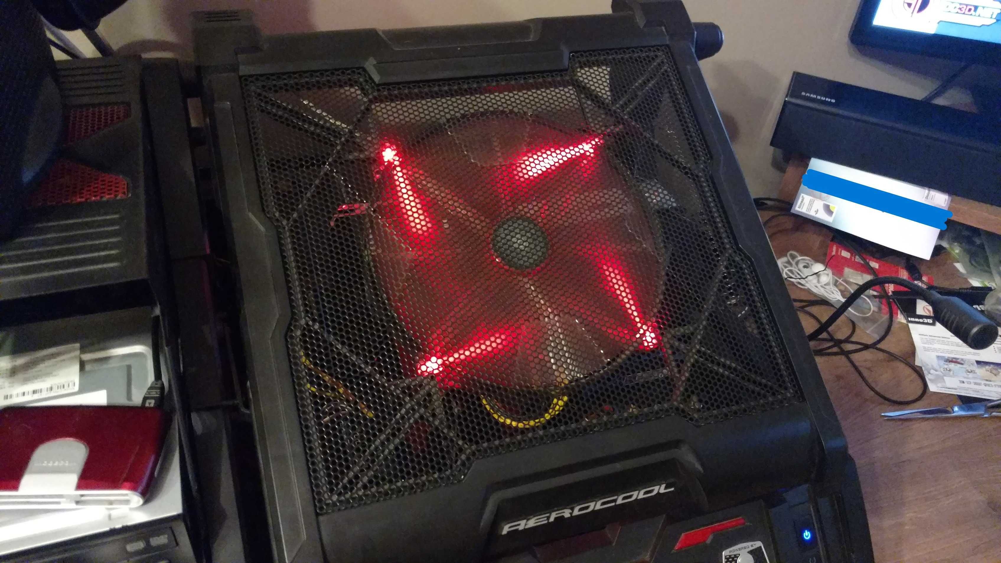 Obudowa Komputerowa  Plus  Nagrywarka  ASUS SATA