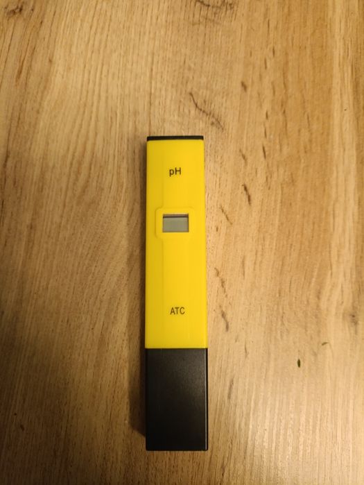 Urządzenie do badania pH wody akwariowej