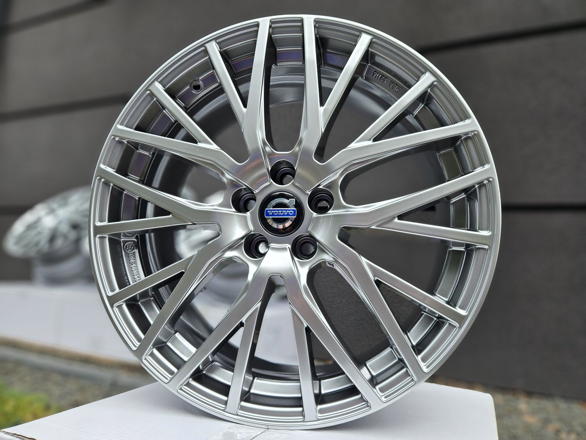 Nowe 19 " Volvo 5x108 Felgi S60 V60 XC60 XC90 S90 V90 V70 XC70 S80