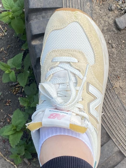 Красовки New balance на платформе